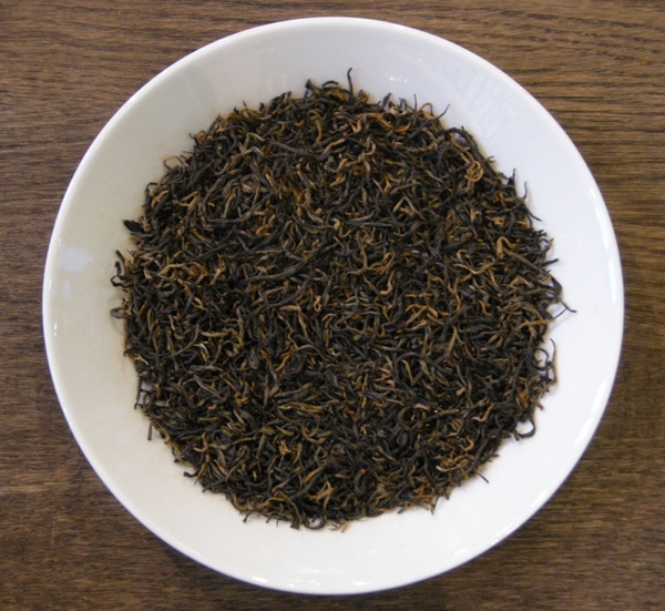 Jiu Qu Hong Mei - Musta tee